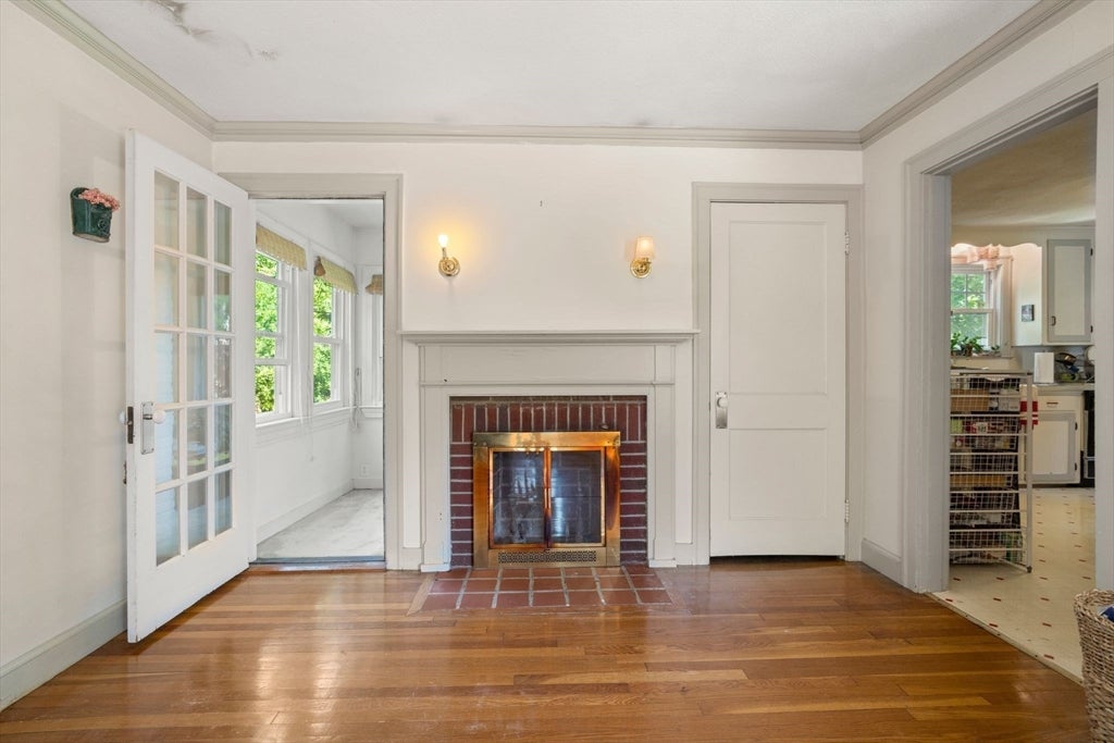 29 Laurel St, Arlington, MA Photo #3