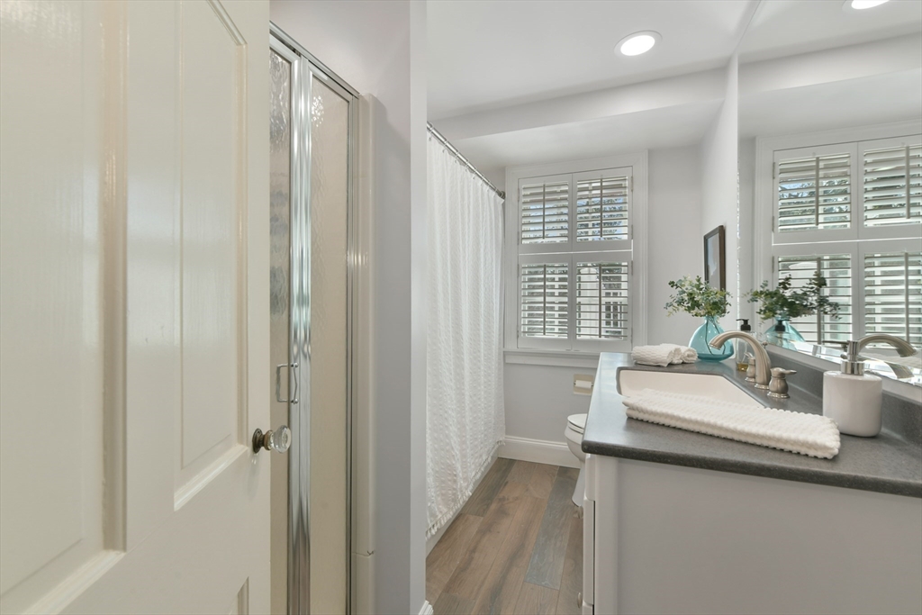 Brookline, Massachusetts 02467, United States, 5 Bedrooms Bedrooms, ,5 BathroomsBathrooms,Residential,Active,93535