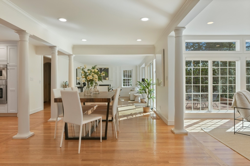 Brookline, Massachusetts 02467, United States, 5 Bedrooms Bedrooms, ,5 BathroomsBathrooms,Residential,Active,93535