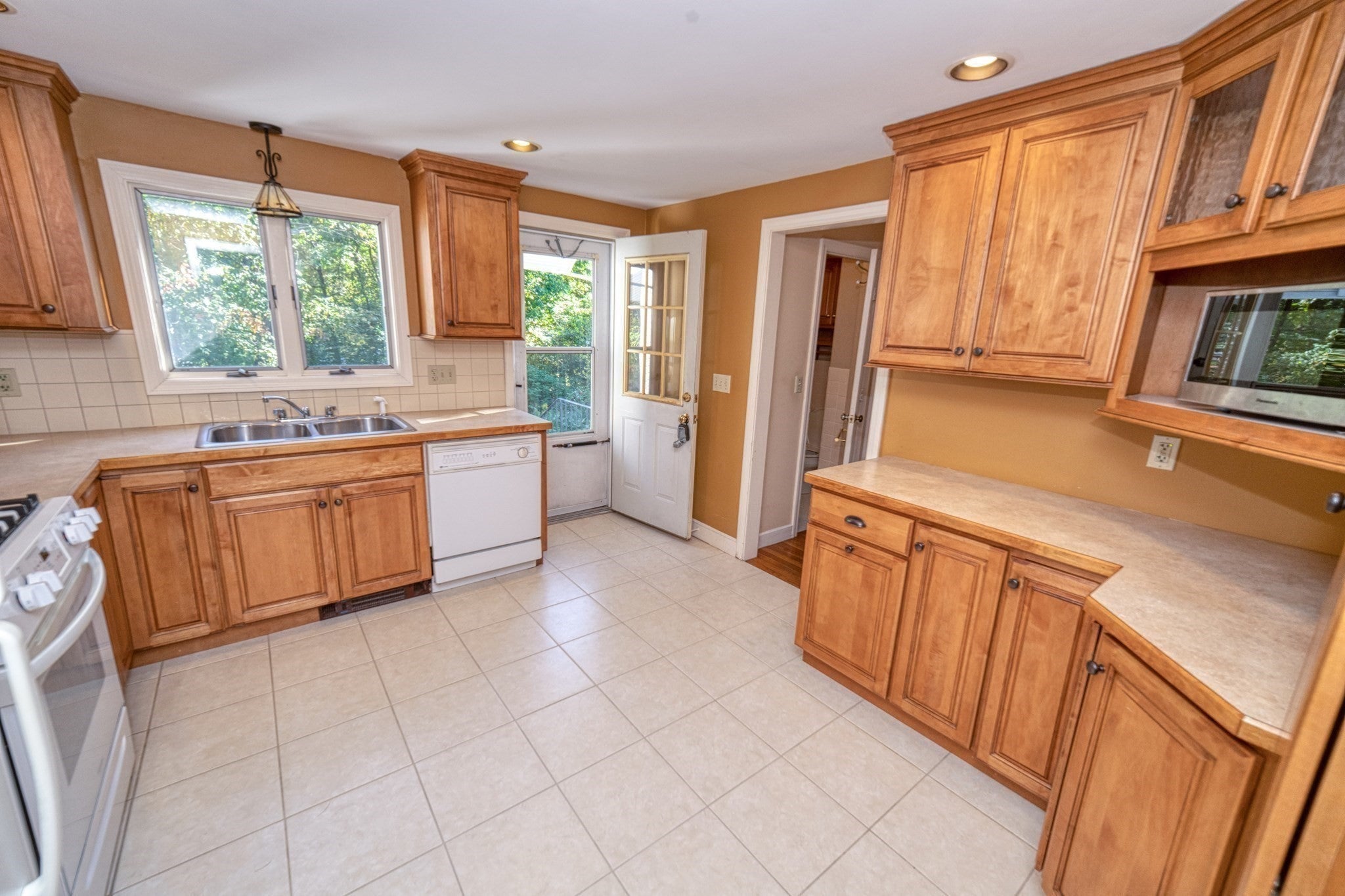 9 Cherlyn Dr, Northborough, MA, 9 Cherlyn Dr, Northborough, MA Photo #10