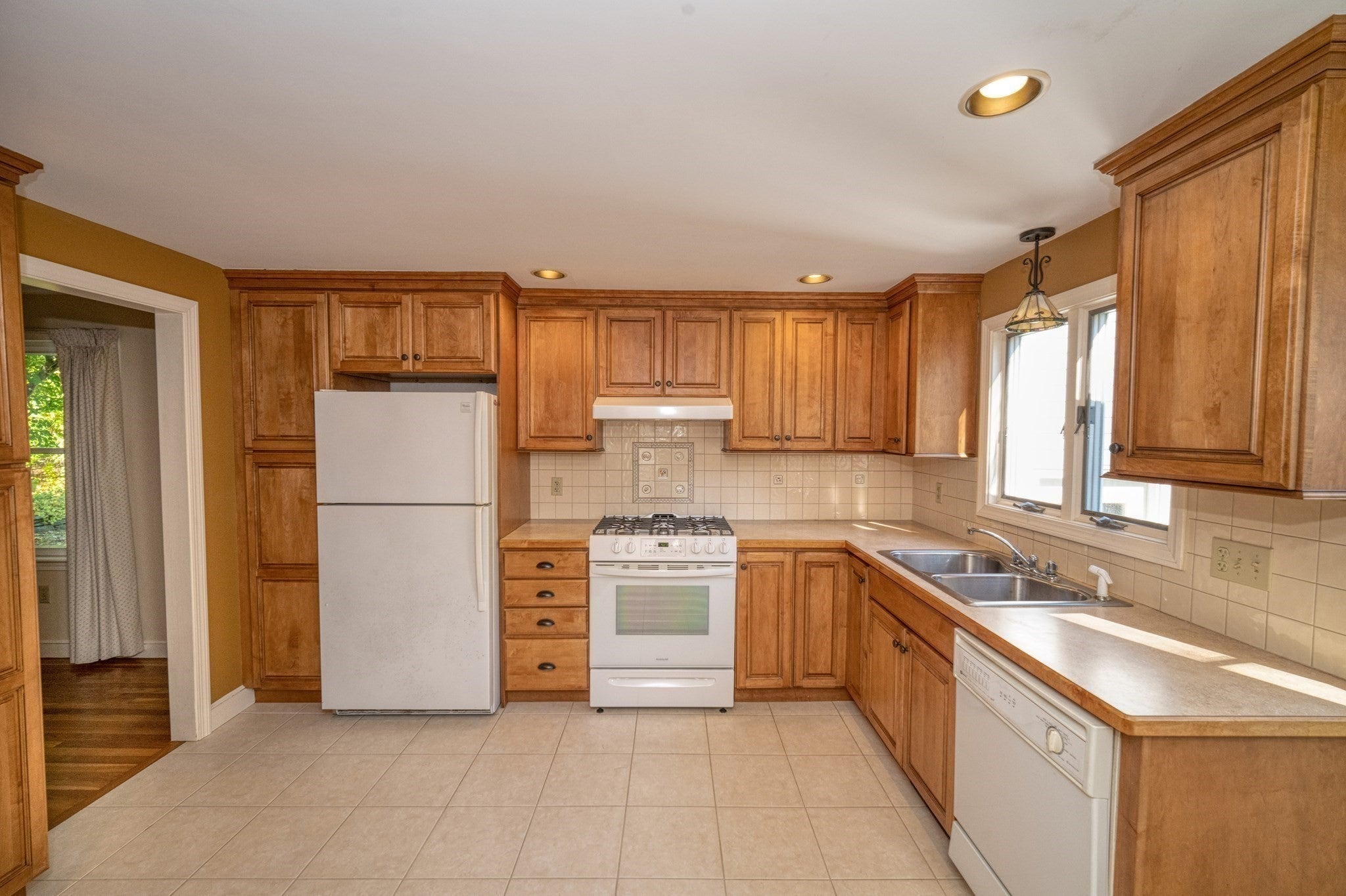 9 Cherlyn Dr, Northborough, MA, 9 Cherlyn Dr, Northborough, MA Photo #11