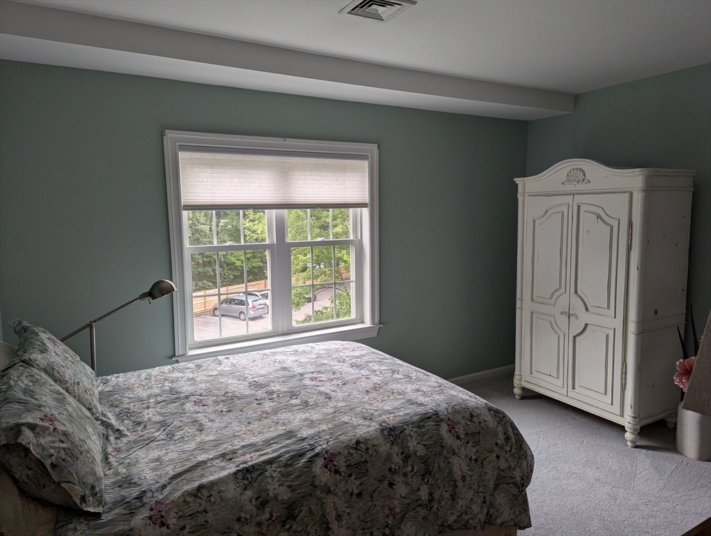 190 Chickering Rd 313D