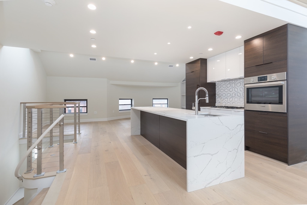 577 Massachusetts Ave PH