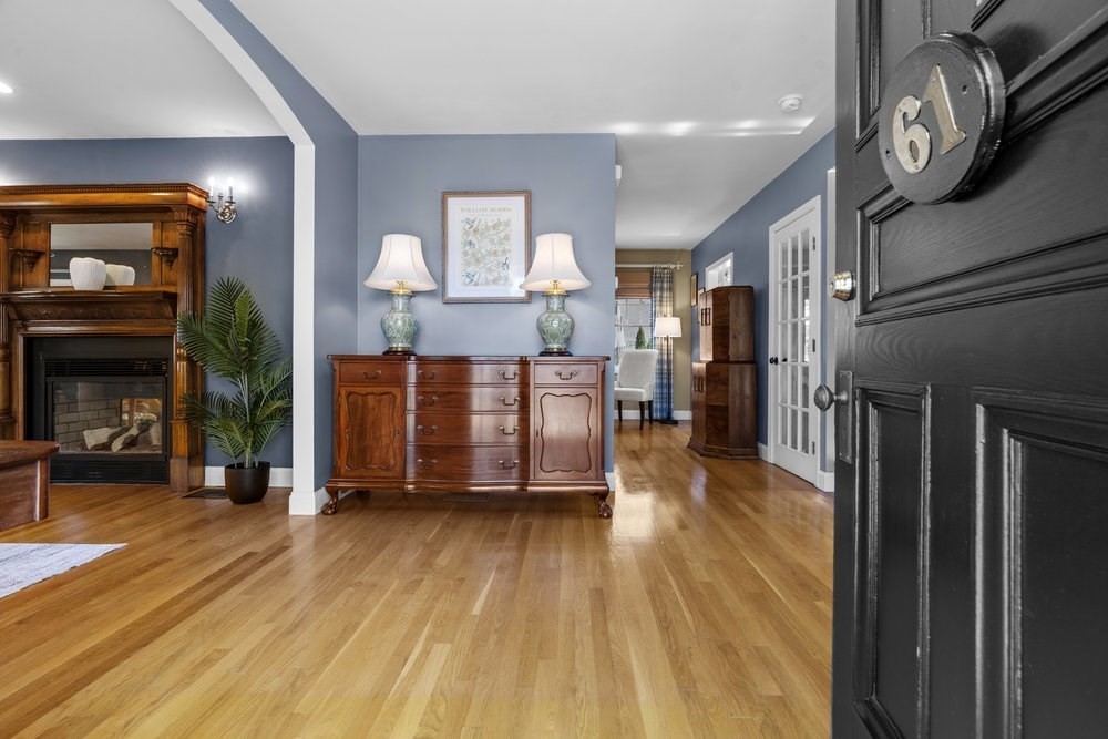 61 Colonial Drive