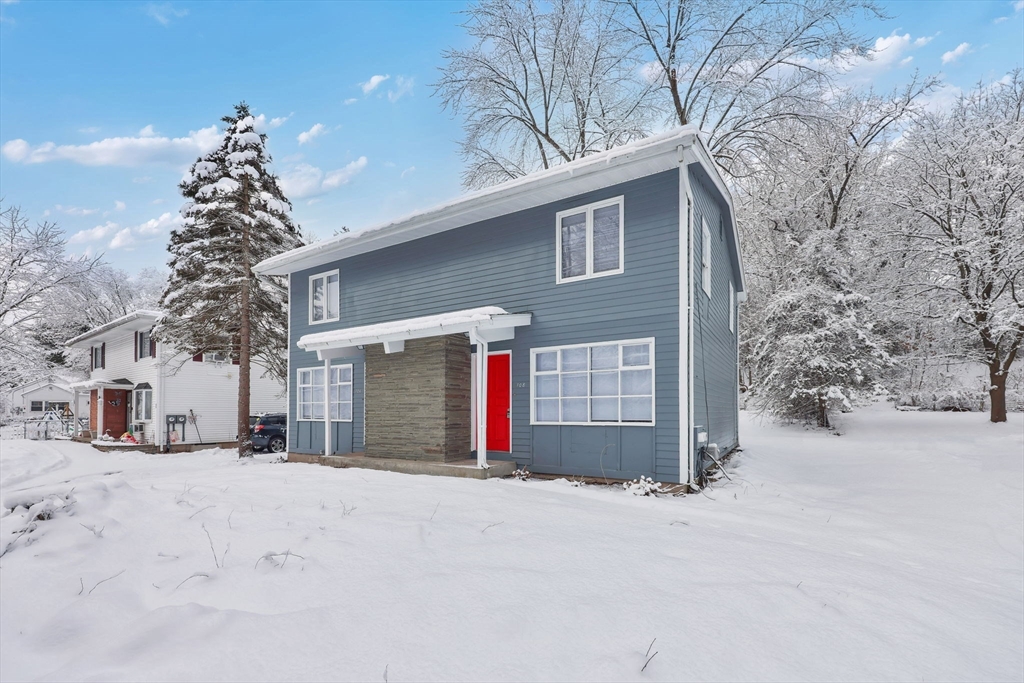 106-108 Breckwood Cir