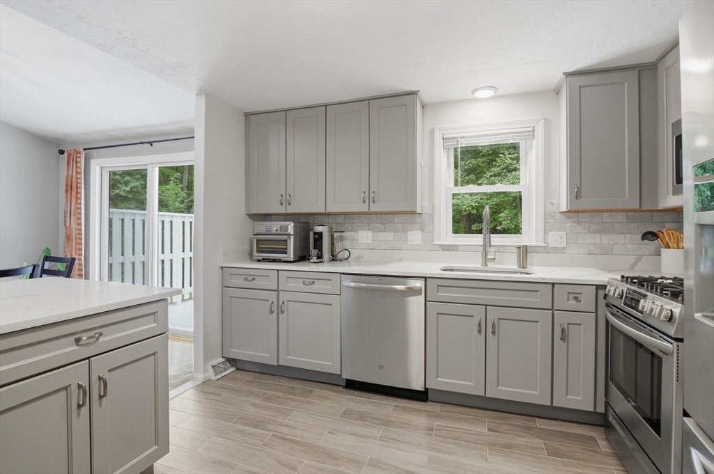 36 Valentine Rd, Northborough, MA, 36 Valentine Rd, Northborough, MA Photo #5
