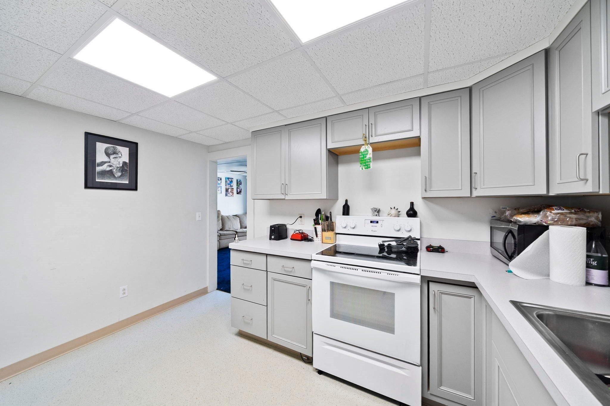 36 Orne St, North Attleboro, MA, 36 Orne St, North Attleboro, MA Photo #9