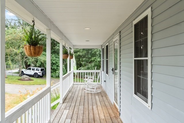 213 Cedar St