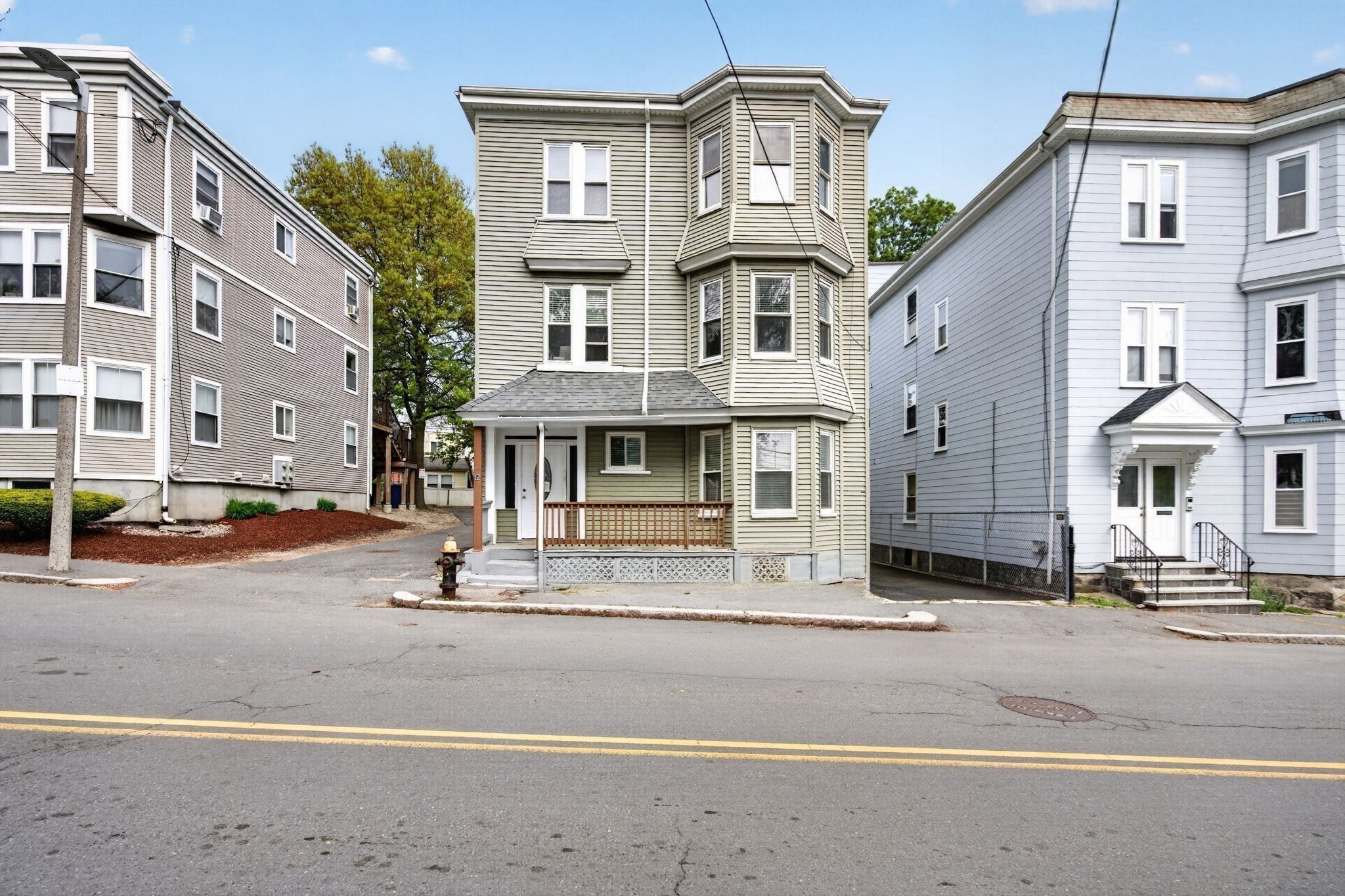 Photo of 12 Schiller St, Boston, MA