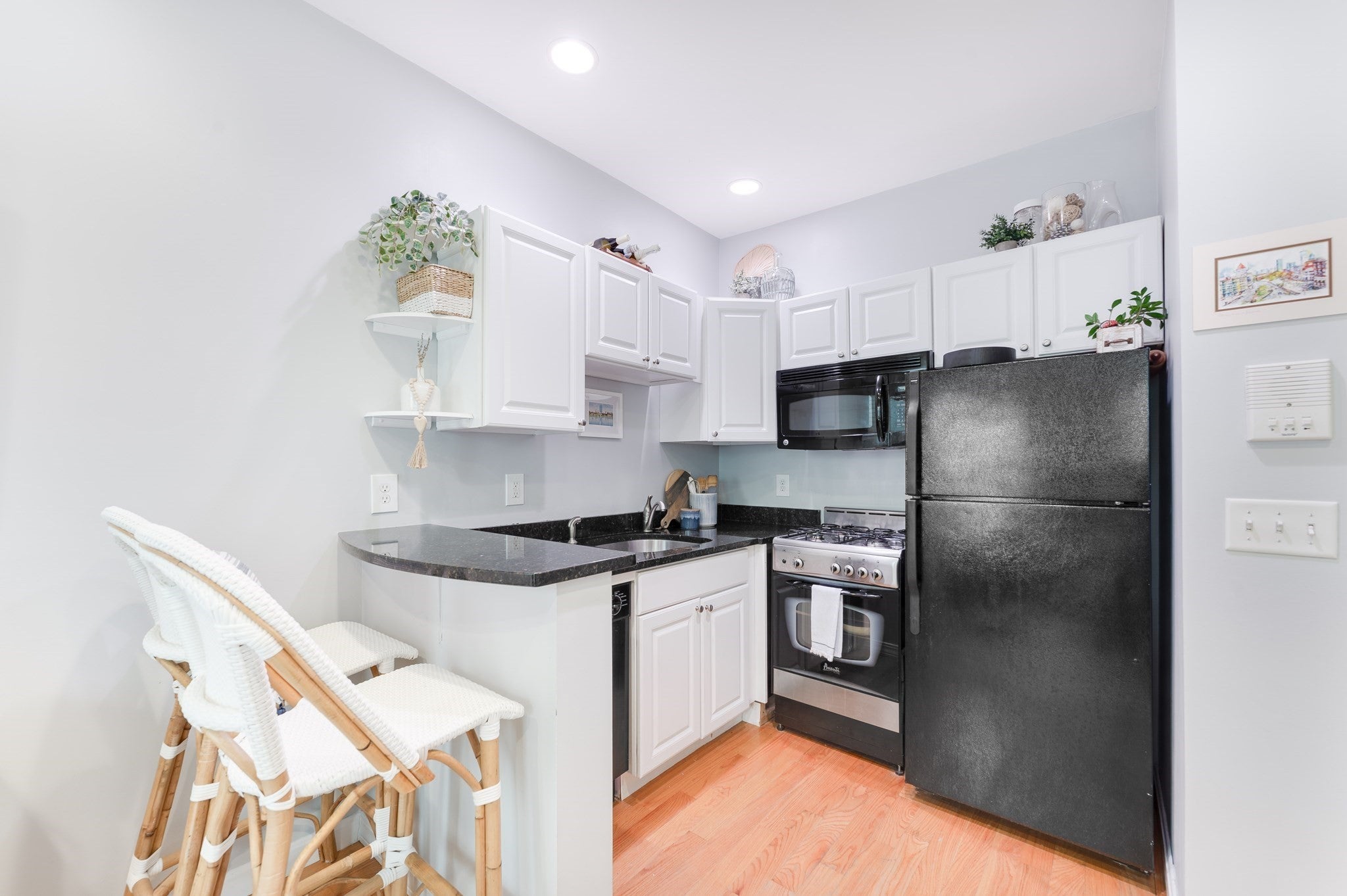 17 Burrill Pl #1, Boston, MA, 17 Burrill Pl #1, Boston, MA Photo #5