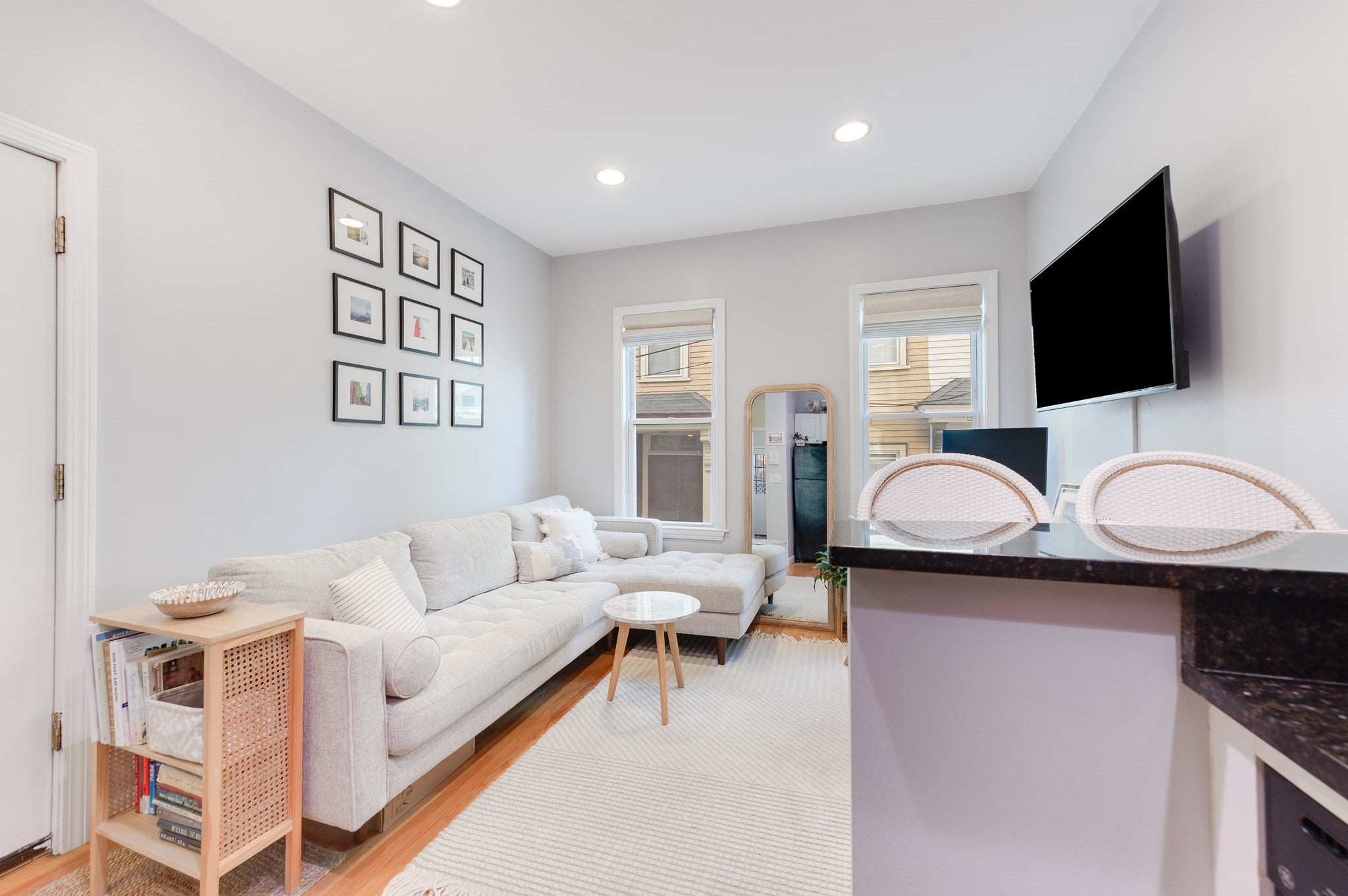 17 Burrill Pl #1, Boston, MA, 17 Burrill Pl #1, Boston, MA Photo #3