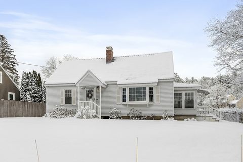 18 Frank St Chelmsford MA 01863