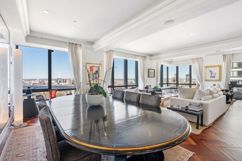 2 Avery Street 30E
