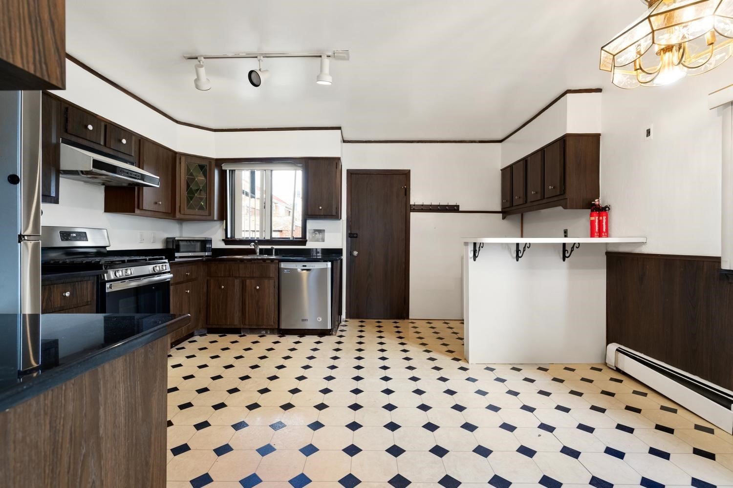 1762 Columbia Rd #1, Boston, MA, 1762 Columbia Rd #1, Boston, MA Photo #4