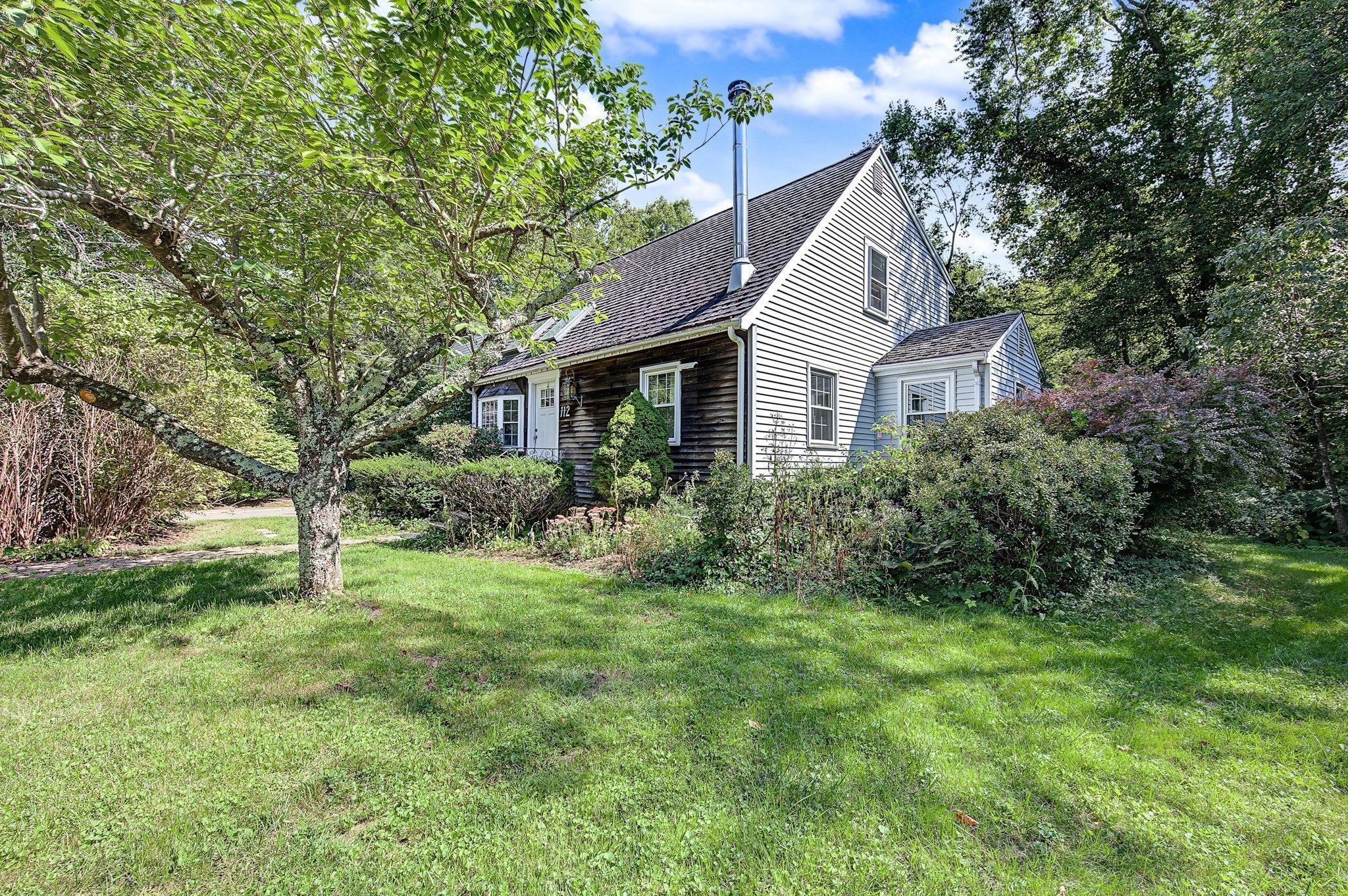 112 Mill St