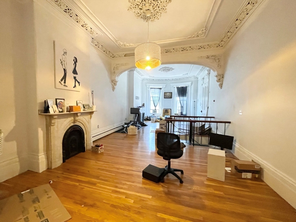 670 Massachussetts 1