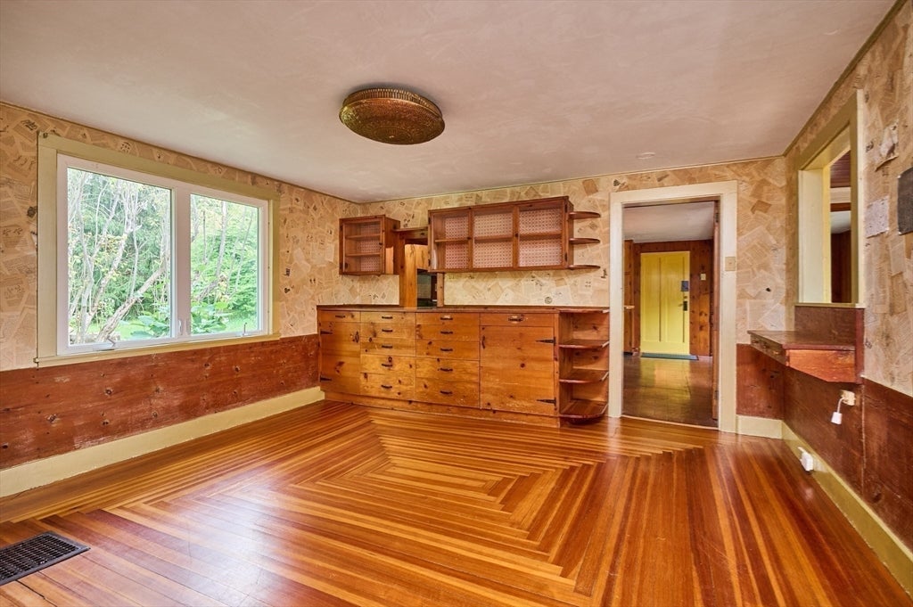 65 Montague Road, Leverett, MA, 65 Montague Road, Leverett, MA Photo #11