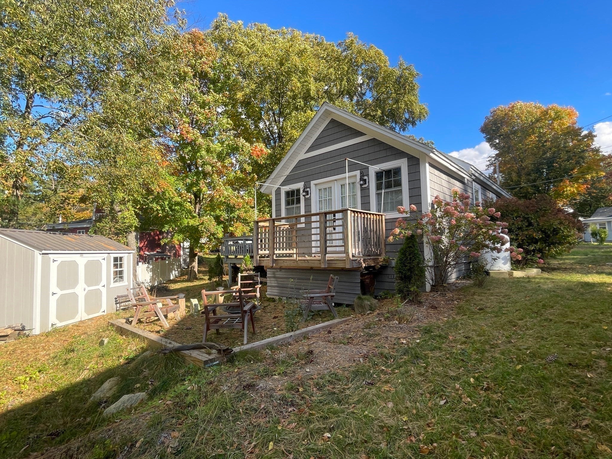 5 Lakeshore Dr, Wales, MA Photo #33