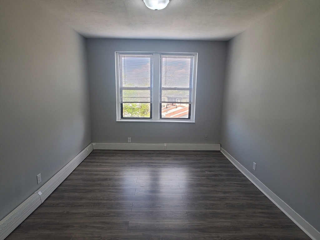 4 Abbottsford 9