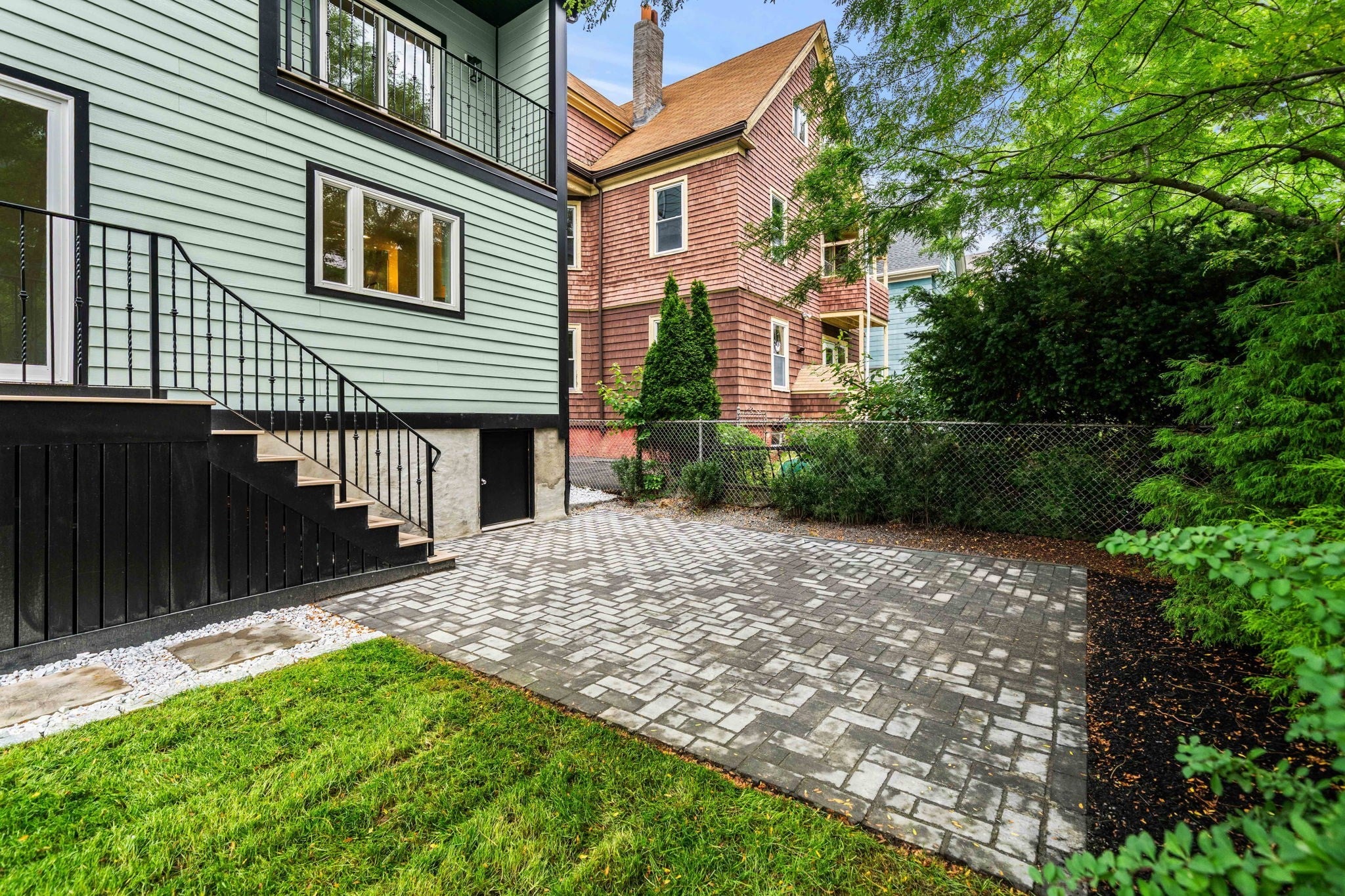 41 Rogers Avenue