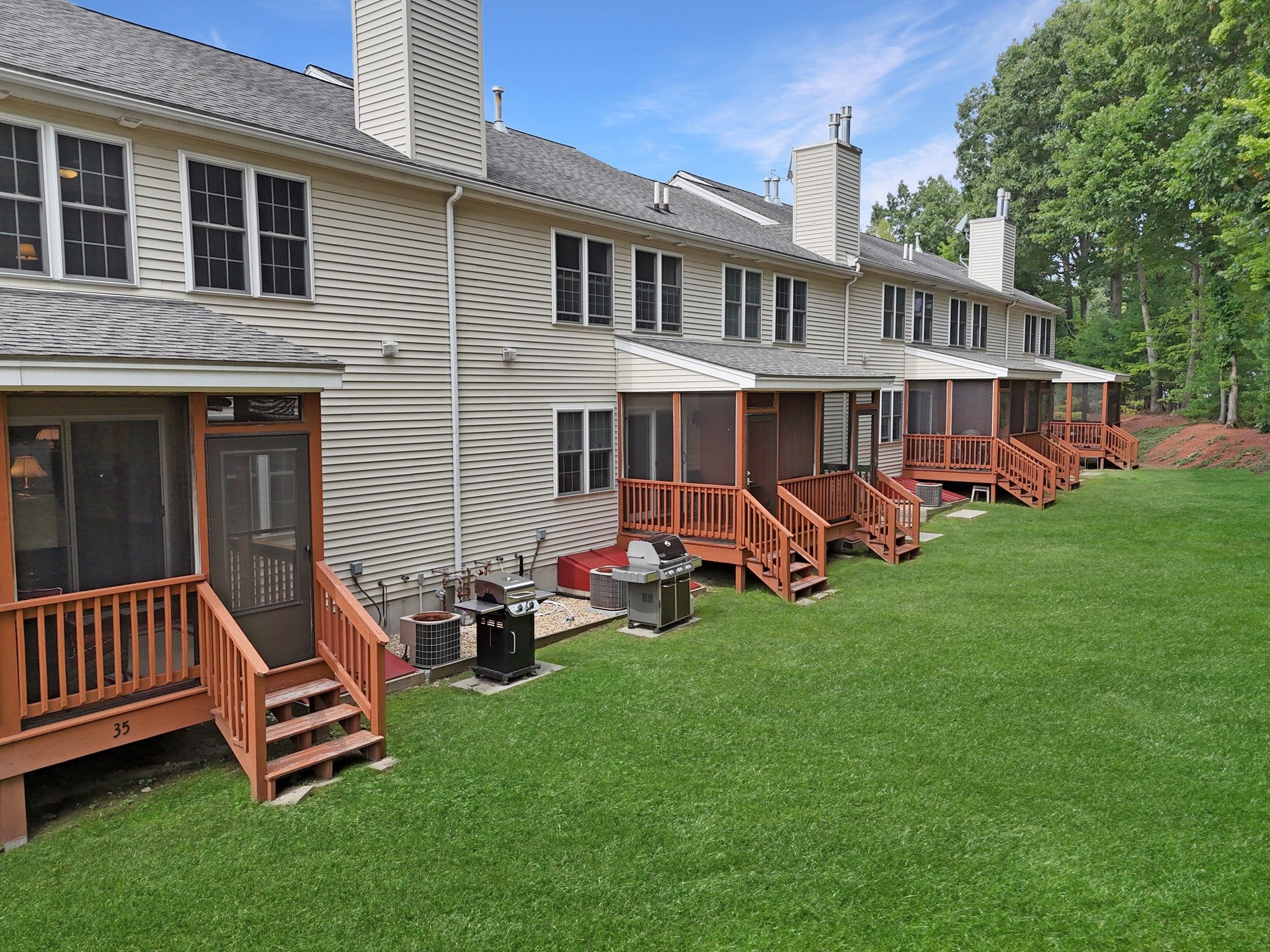 35 Belgian Ln #35, Leominster, MA Photo #8