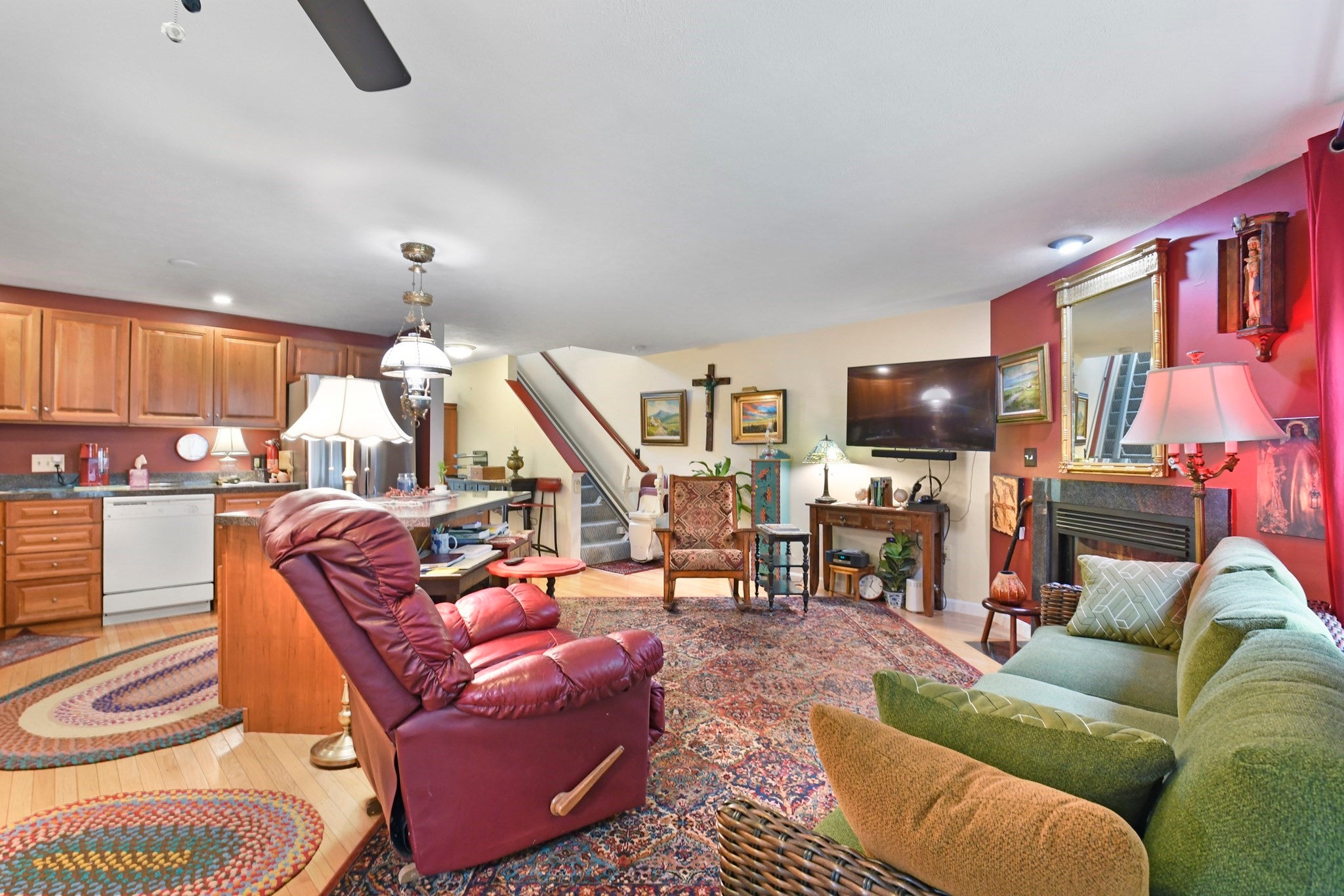 35 Belgian Ln #35, Leominster, MA Photo #15