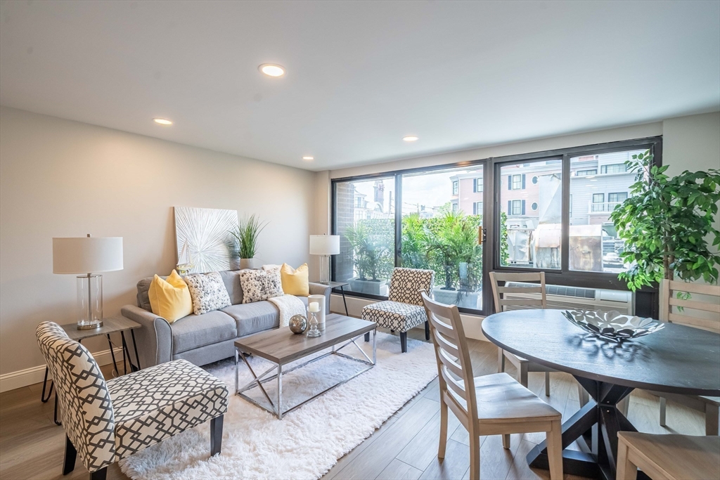 1105 Massachusetts Ave 1C