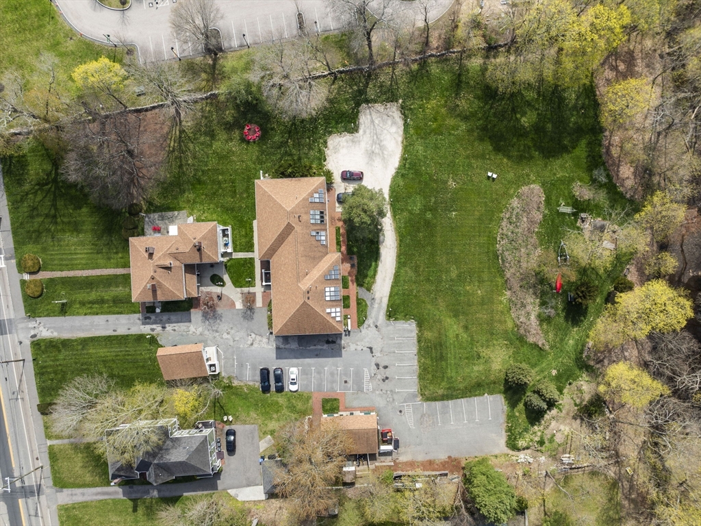 21 Eliot St