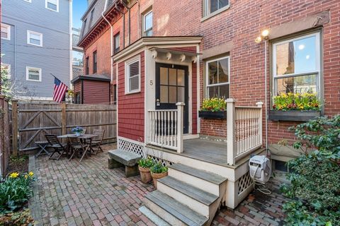 5R Salem Street Boston MA 02129