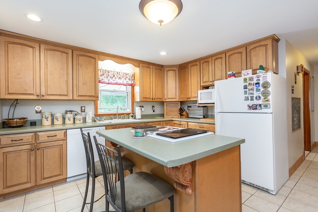 804 Lees River Ave
