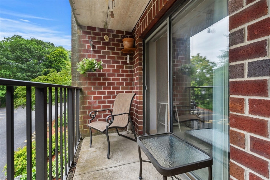 137 Franklin ST #203, Stoneham, MA, 137 Franklin ST #203, Stoneham, MA Photo #23