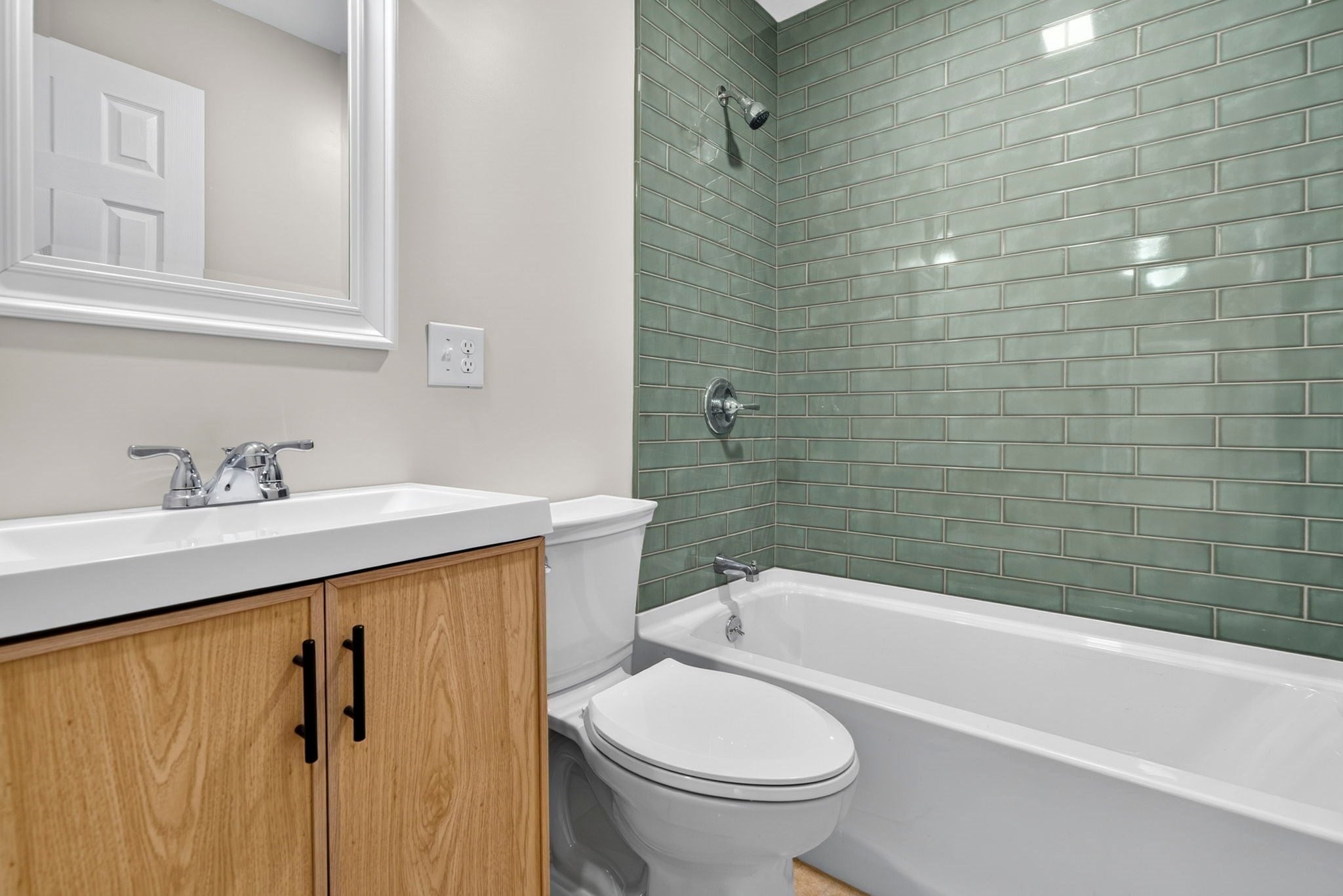 143 Uncatena Ave, Worcester, MA, 143 Uncatena Ave, Worcester, MA Photo #6