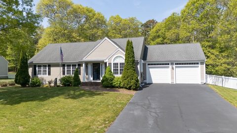 12 Sheffield Pl Mashpee MA 02649