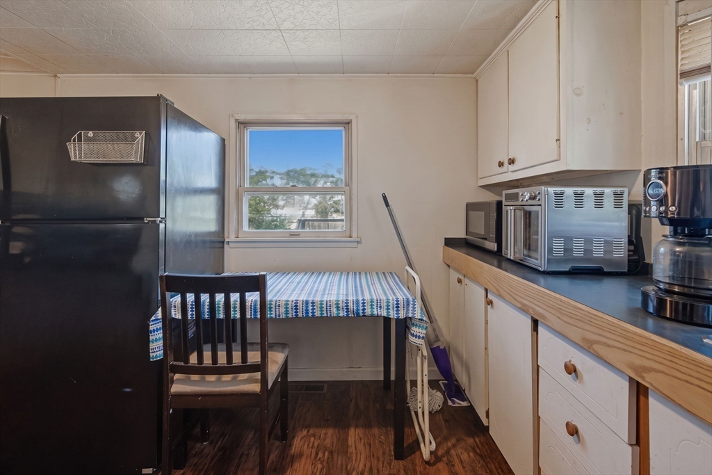 124 Mayflower Avenue