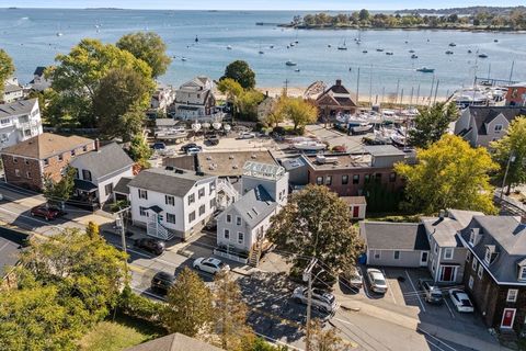 7 Lothrop St Beverly MA 01915