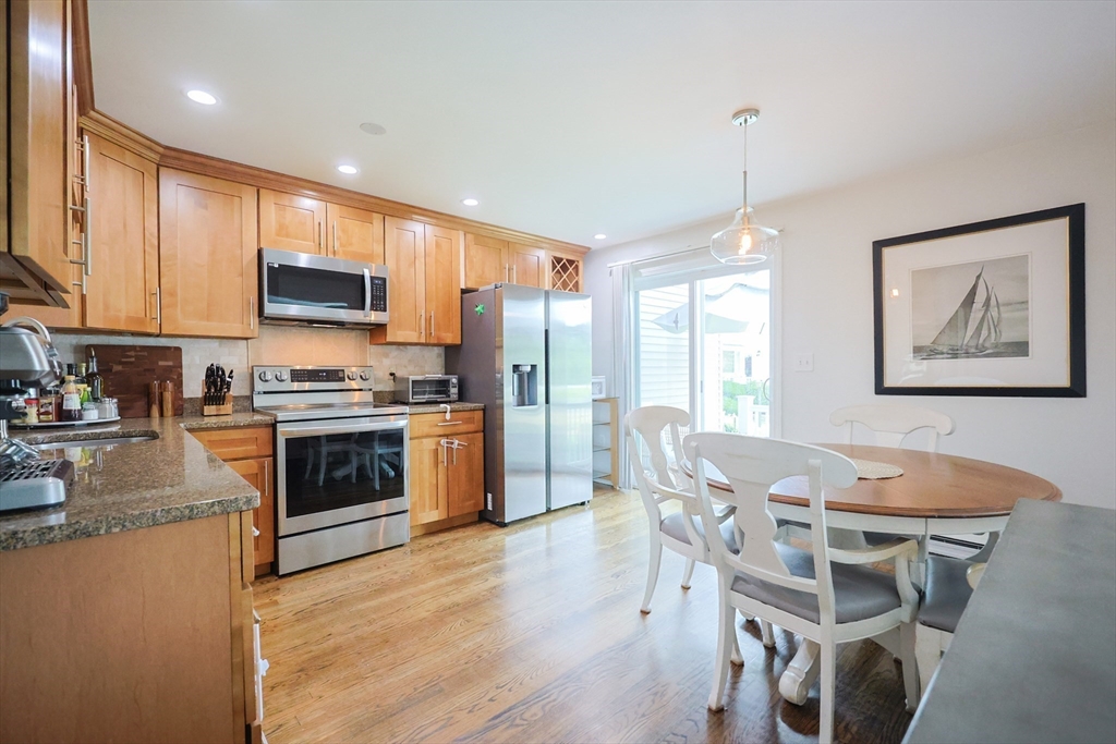 10 Erick Road 4