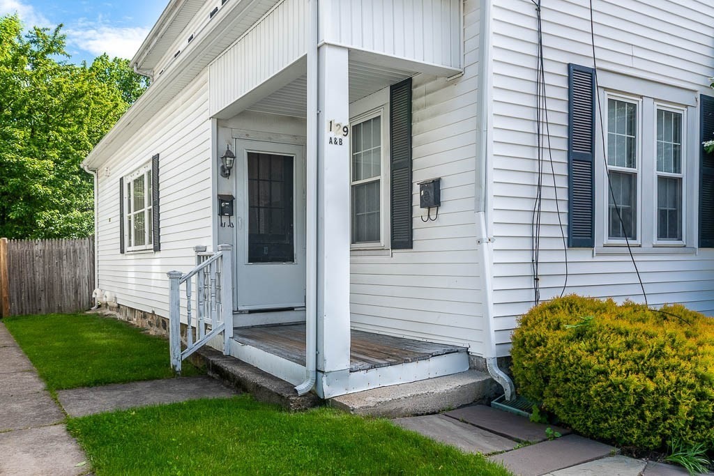 129 Vernon St B