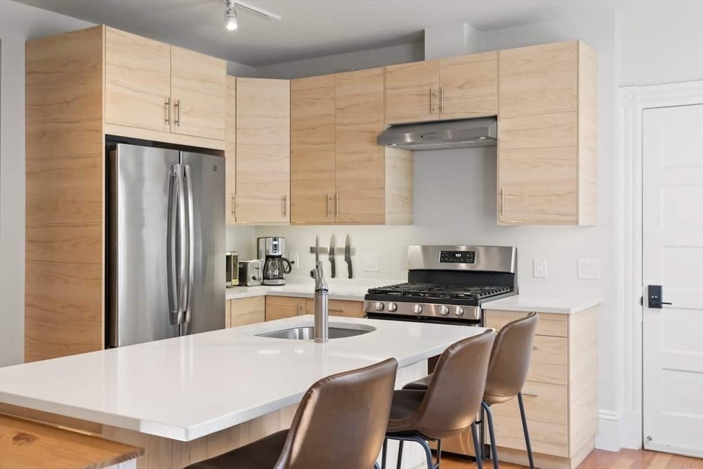 334 Highland 1