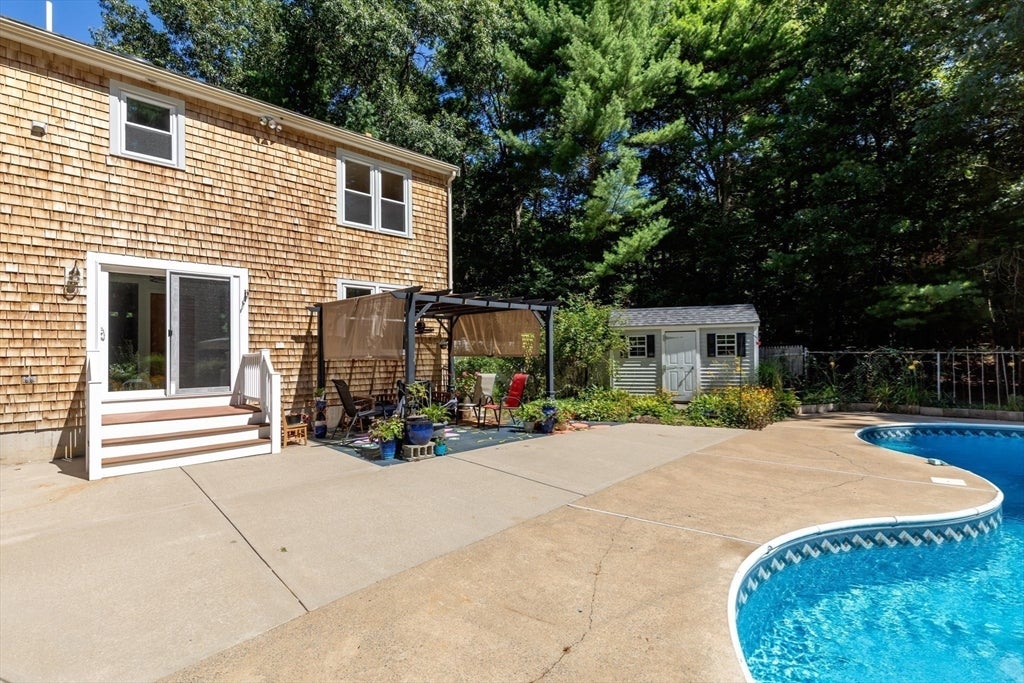 10 Brenrae Dr, Middleboro, MA, 10 Brenrae Dr, Middleboro, MA Photo #5