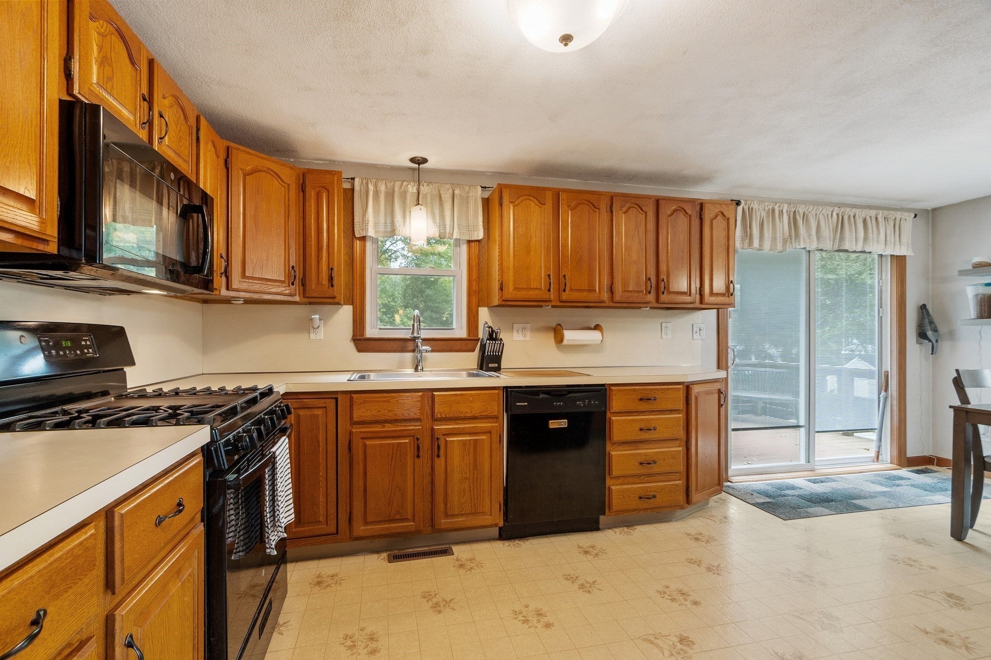 7 N Lakeview Rd, Norton, MA, 7 N Lakeview Rd, Norton, MA Photo #10