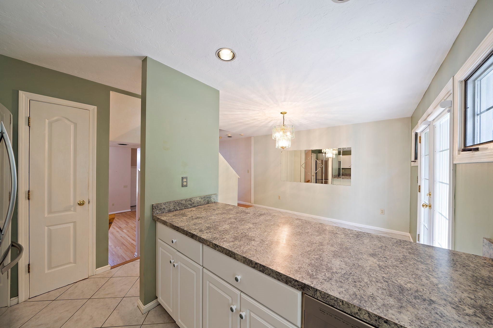 501 Auburn St 402