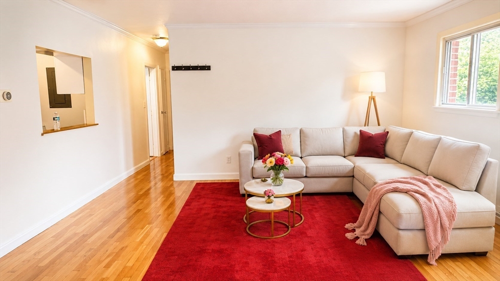 10 Crescent Dr 6