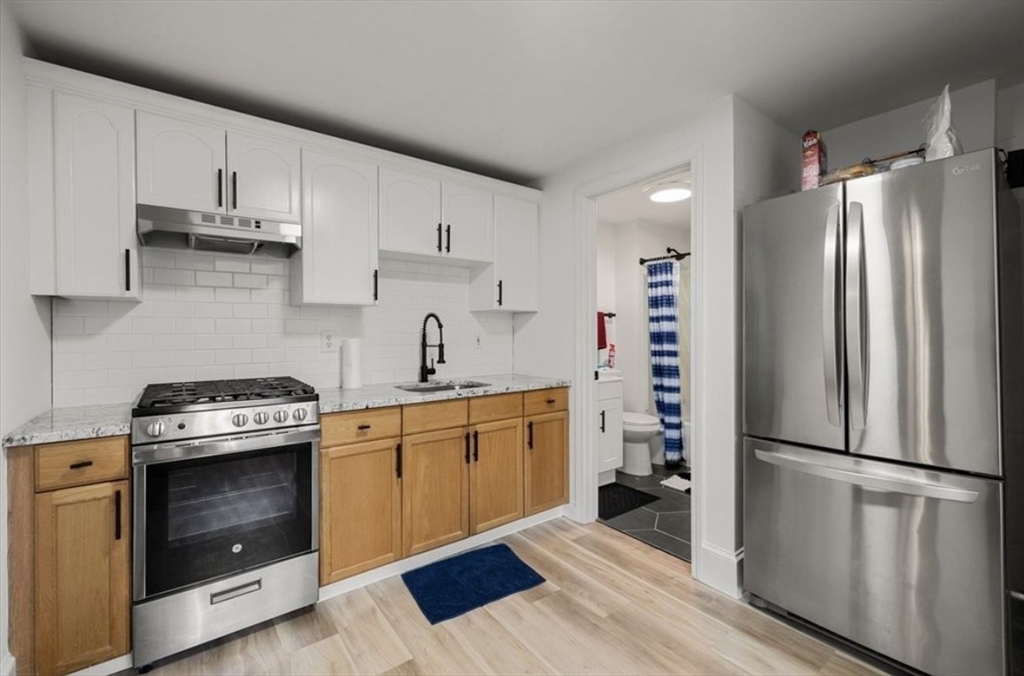 12 Gould St 4