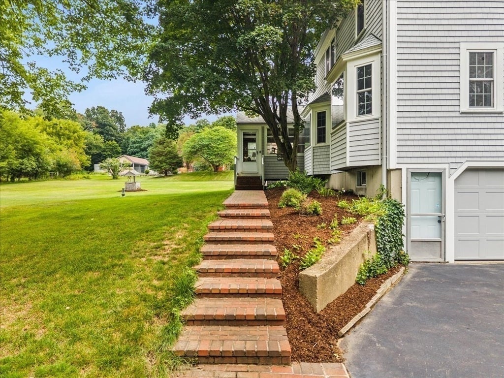 435 Highland Street, East Bridgewater, MA Photo #4