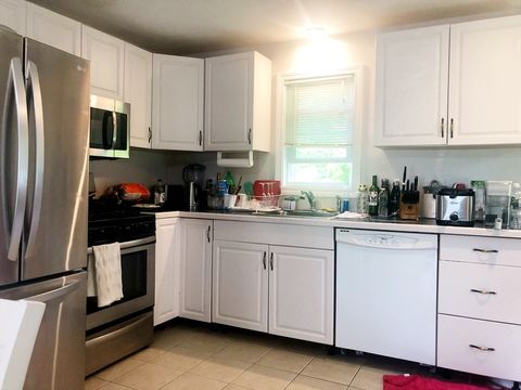 257 Hudson -- Northborough MA 01532