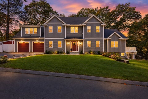 Photo of 15 Wellesley Ave, Burlington, MA 01803 (MLS # 73590010)
