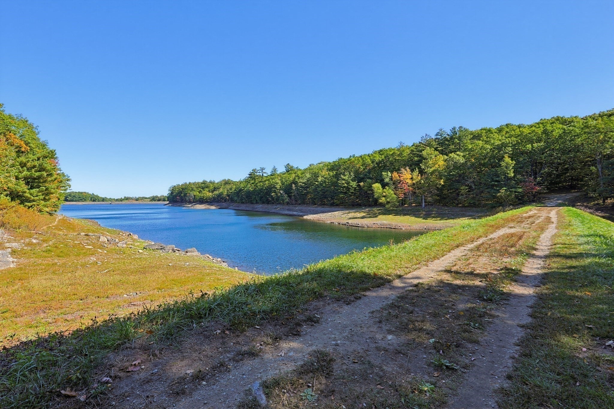 15 Wellesley Ave, Burlington, MA, 15 Wellesley Ave, Burlington, MA Photo #41