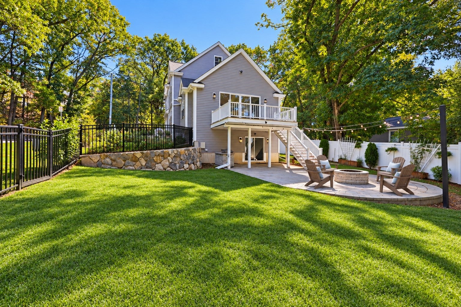 15 Wellesley Ave