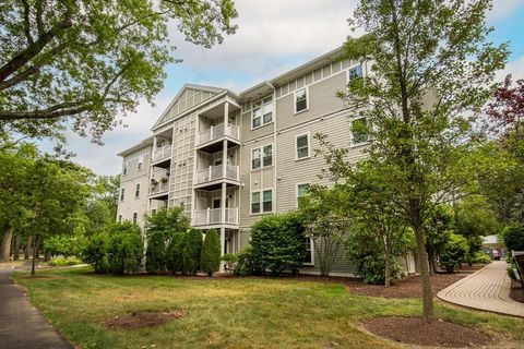 Photo of 990 Vfw Pkwy #204, Boston, MA 02132 (MLS # 73489398)