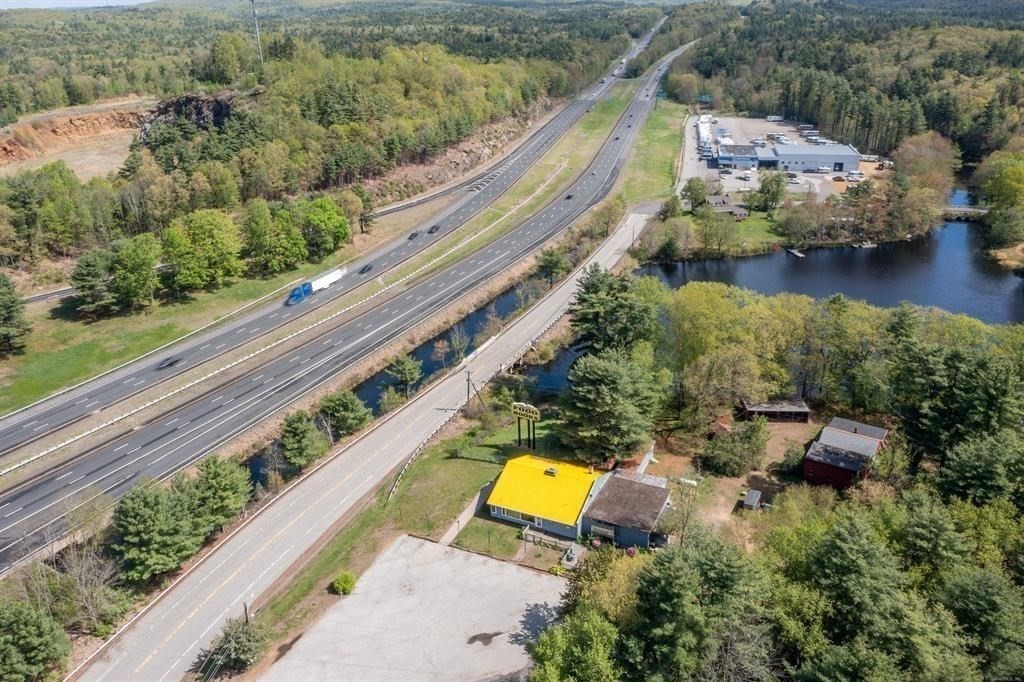 1257 Buckley Highway